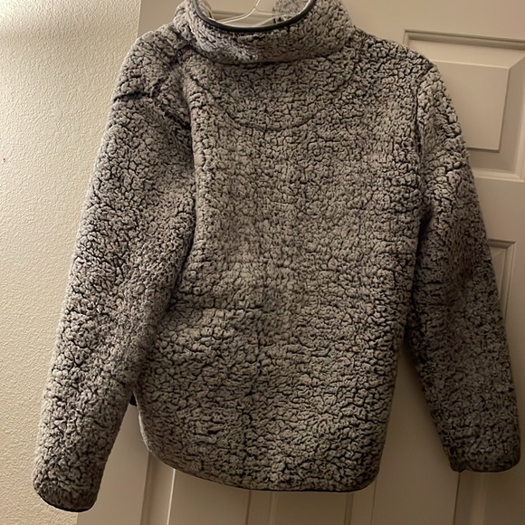 Thread and Supply Pullover - Picture 4 of 4